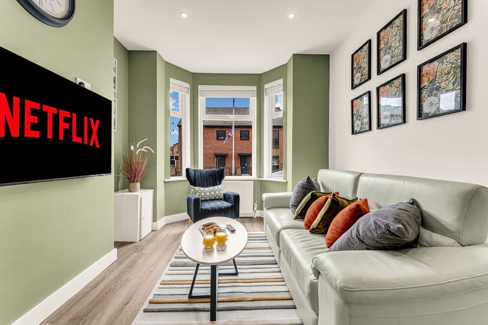 Living room at Chic 3-Bedroom House