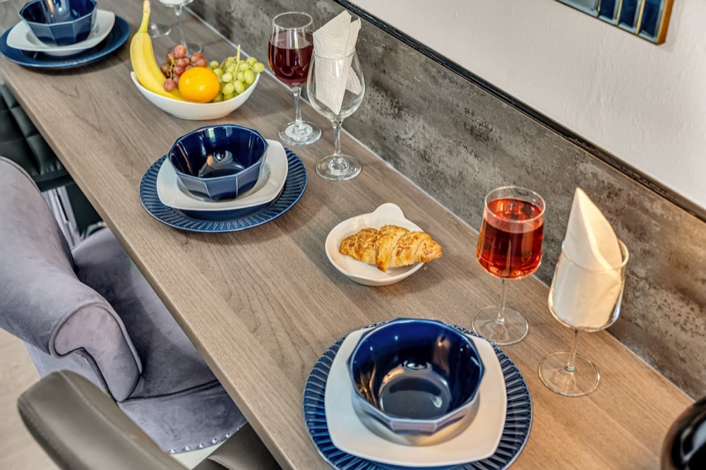 Dining area at Cosy Modern 2-Bedroom Flat