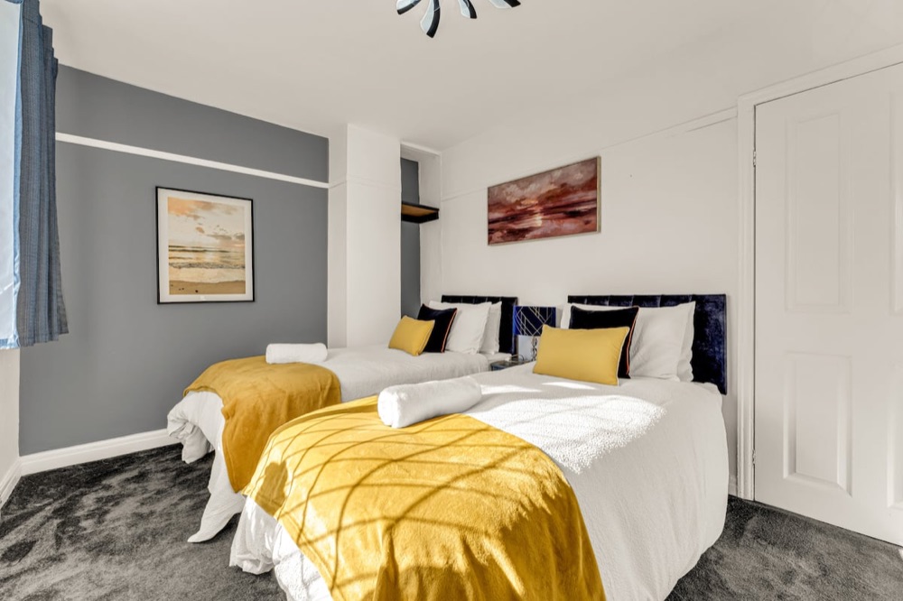 Bedroom 1 at Cosy Modern 2-Bedroom Flat